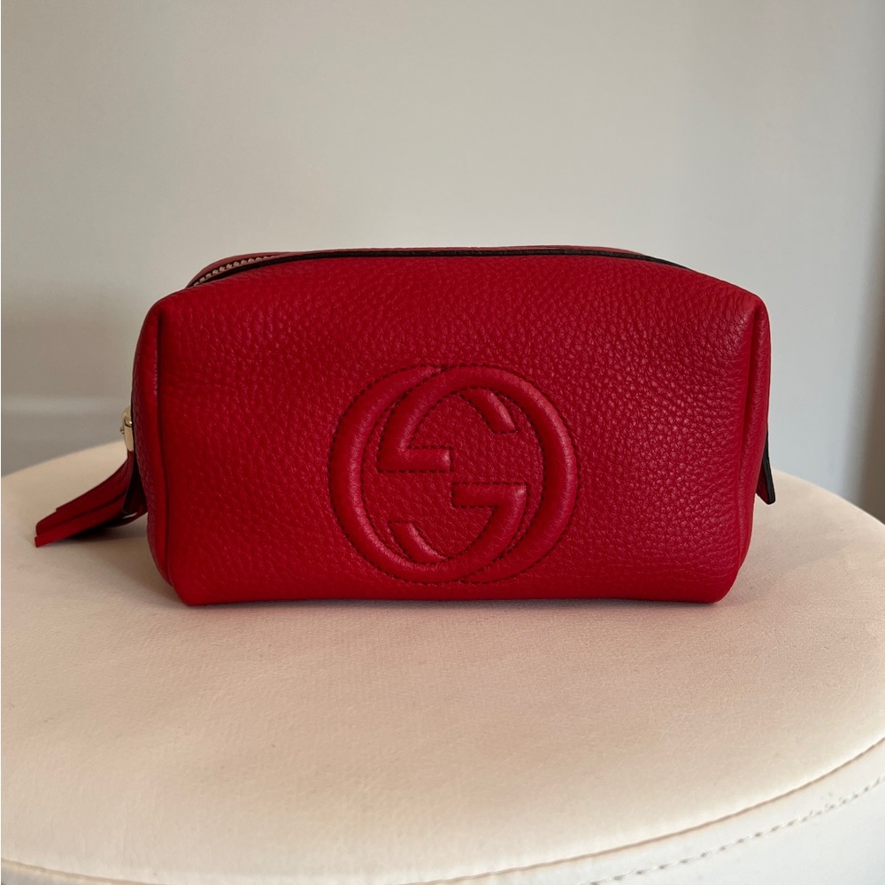 100% AUTHENTIC Gucci soho cosmetic bag.